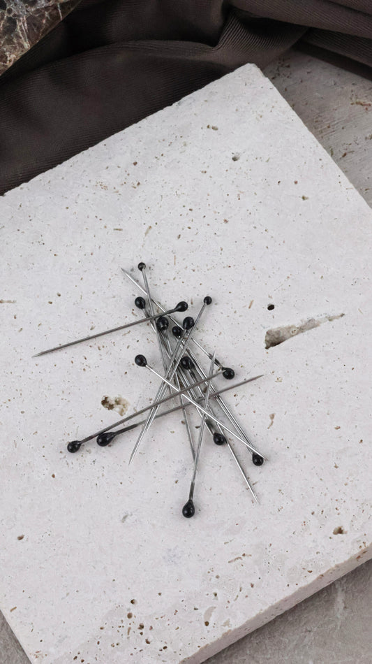 PIN BLACK